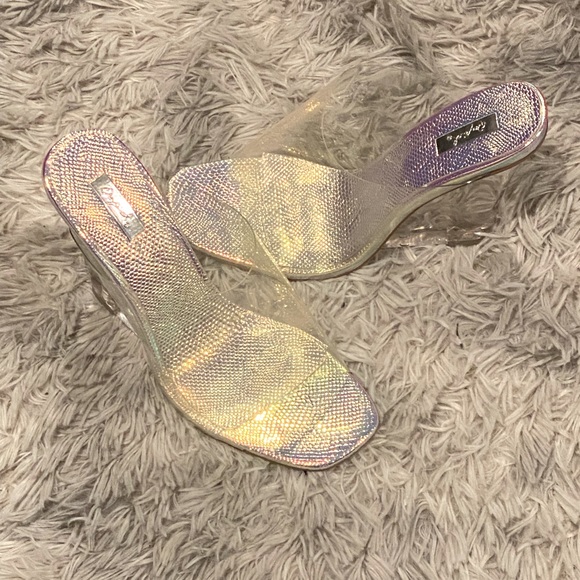 Clear Wedge Sandal - Picture 4 of 5